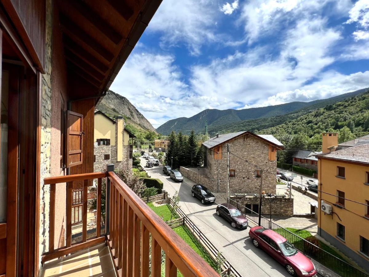 El Duplex De Espot - L'Amfitriona Apartment Exterior photo